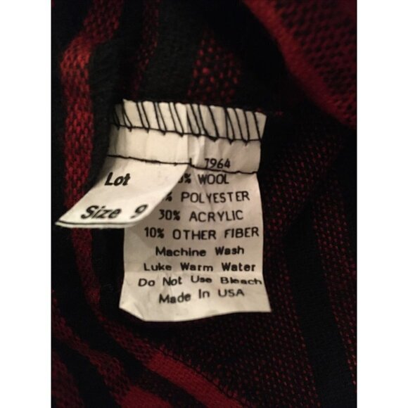 Marilyn Togs Red Plaid Midi Wool Skirt High Waist Vintage 60’s Size 9 Waist 24" - Picture 5 of 5